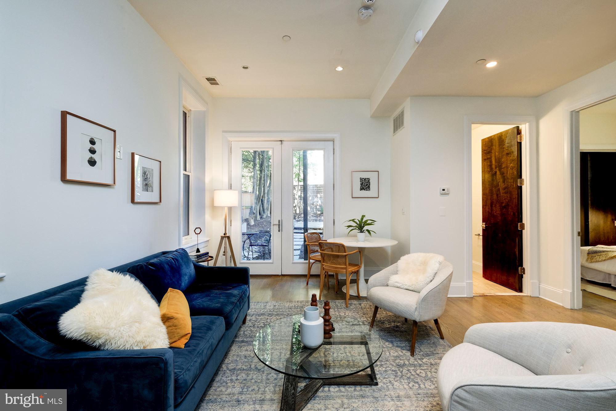 2009 Columbia Road Northwest, Unit 4 Washington, DC 20009 - Photo 5 of 18 Living room