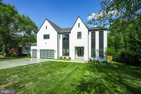 $3,595,000 | 935 Dead Run Drive, McLean, VA 22101