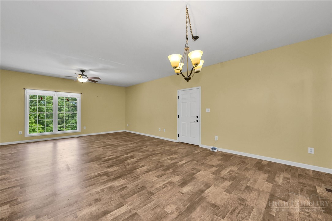 324 Hidden Spring Road West Jefferson, NC 28694 - Photo 17 of 38