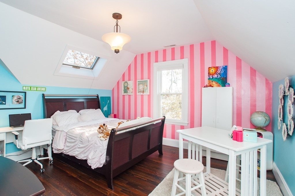 232 Melrose Street, Unit 2 Newton, MA 02466 - Photo 14 of 22