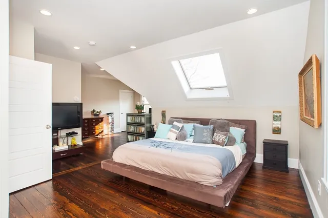 $1,275,000 | 232 Melrose Street, Unit 2, Newton, MA 02466