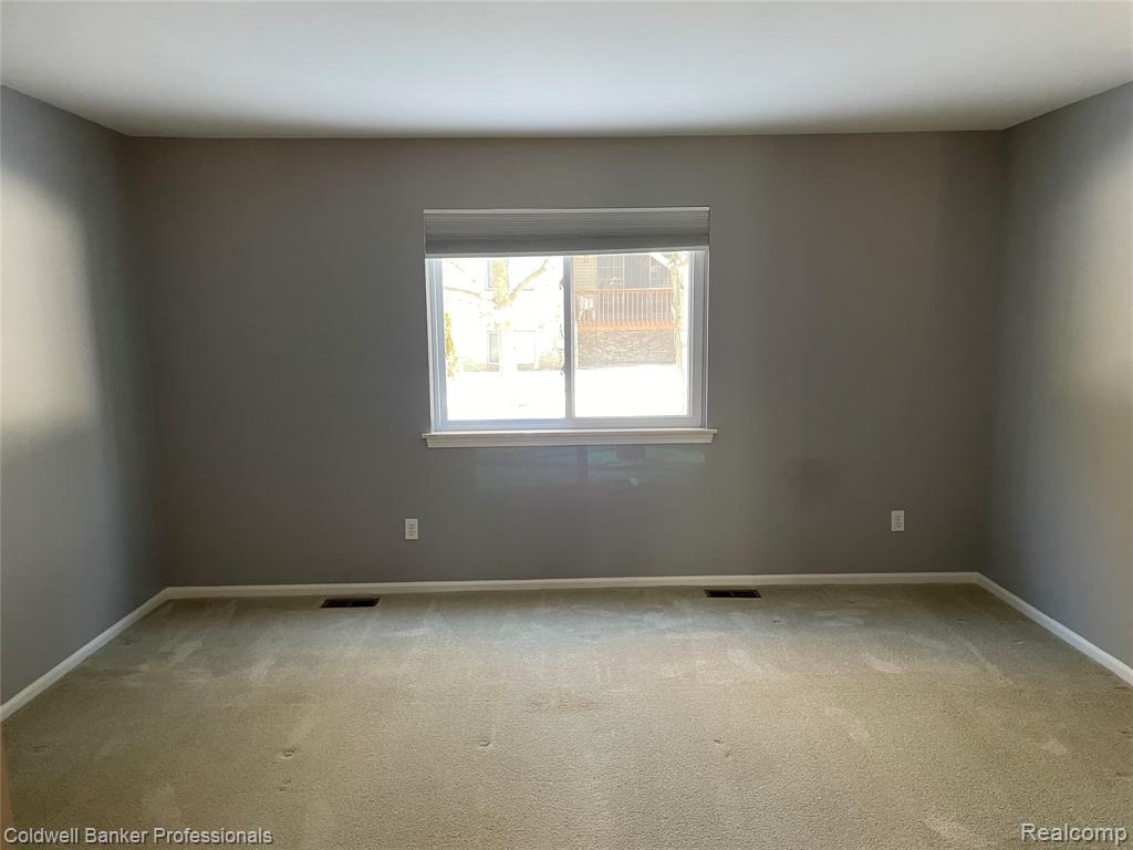 758 South Milford Road Milford, MI 48381 - Photo 15 of 19 Gallery Image 15