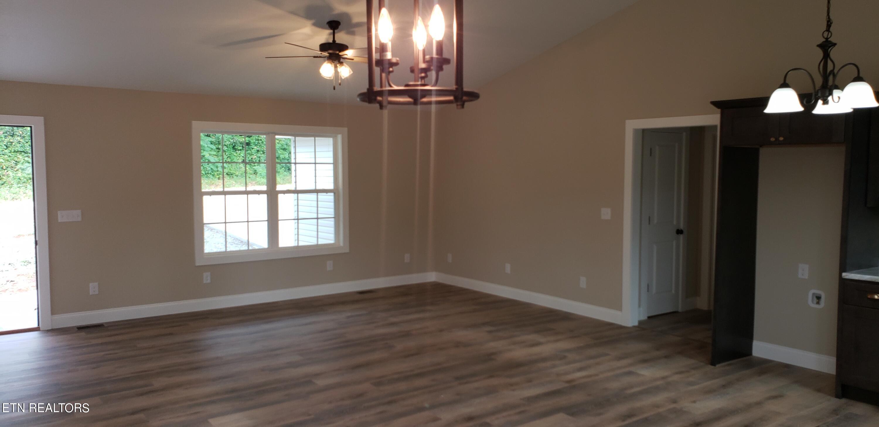 214 Thompson Farm Road Sweetwater, TN 37874 - Photo 7 of 19 Living Room / Kitchen