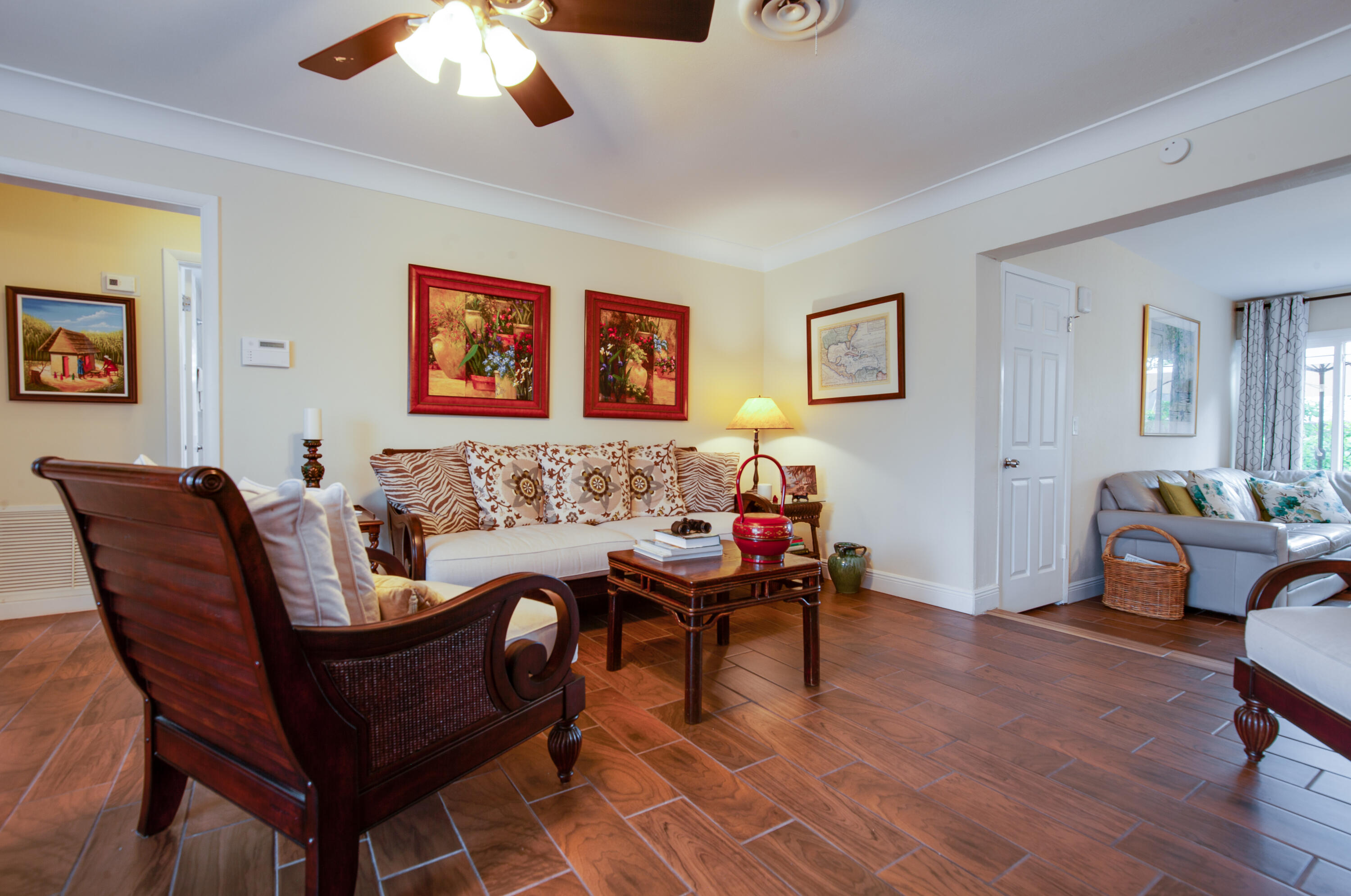 1214 Southwest 9th Avenue Boca Raton, FL 33486 - Photo 7 of 31 Living room 3