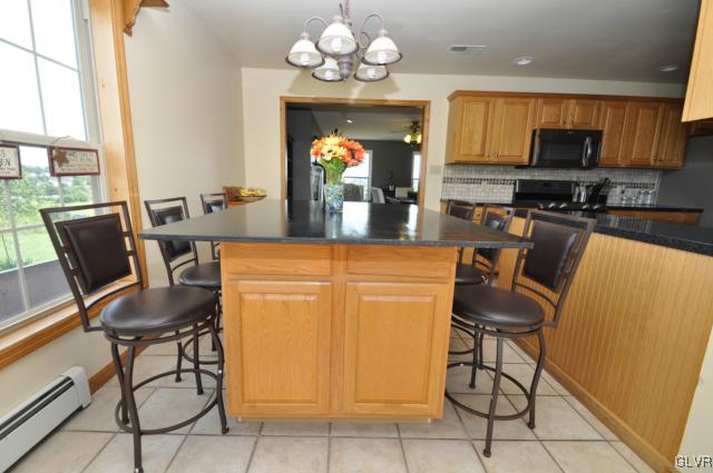 2385 Heffner Road Fogelsville, PA 18051 - Photo 7 of 32 Gallery Image 7