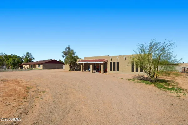 a view of a house with a outdoor space