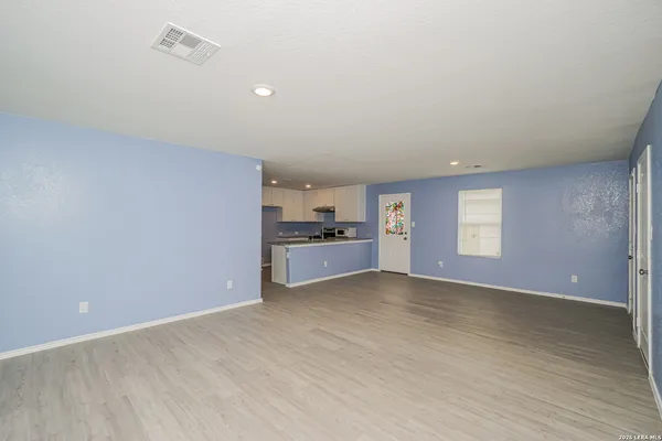 $1,800 | 4110 Cross Current, San Antonio, TX 78223