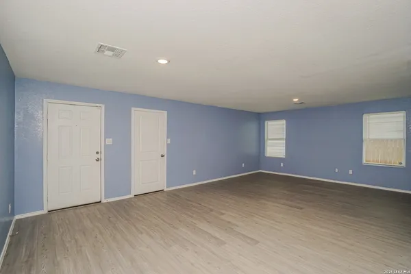 $1,800 | 4110 Cross Current, San Antonio, TX 78223