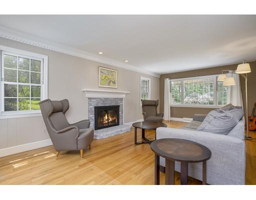 92 Concord Road Longmeadow, MA 01106 - Photo 4 of 27 Gallery Image 4