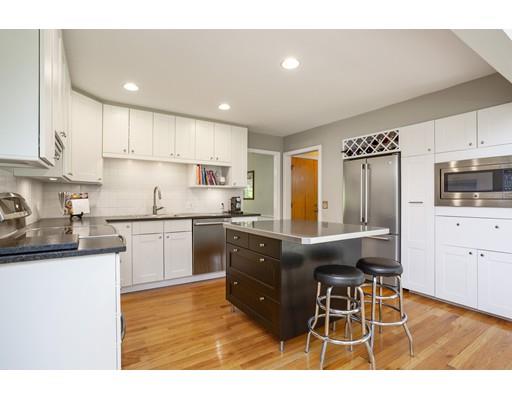92 Concord Road Longmeadow, MA 01106 - Photo 8 of 27 Gallery Image 8