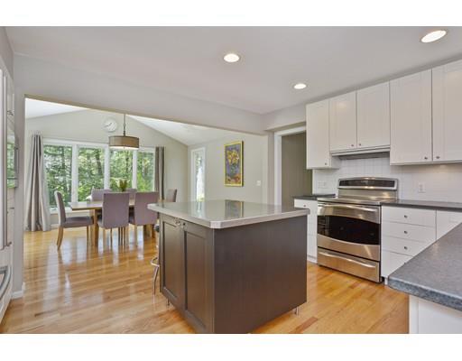 92 Concord Road Longmeadow, MA 01106 - Photo 9 of 27 Gallery Image 9