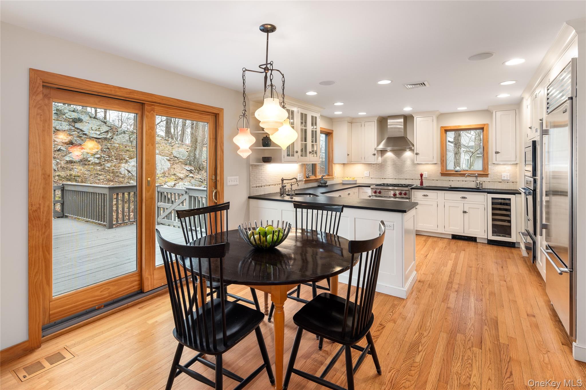 46 Oregon Road Armonk, NY 10504 - Photo 13 of 34