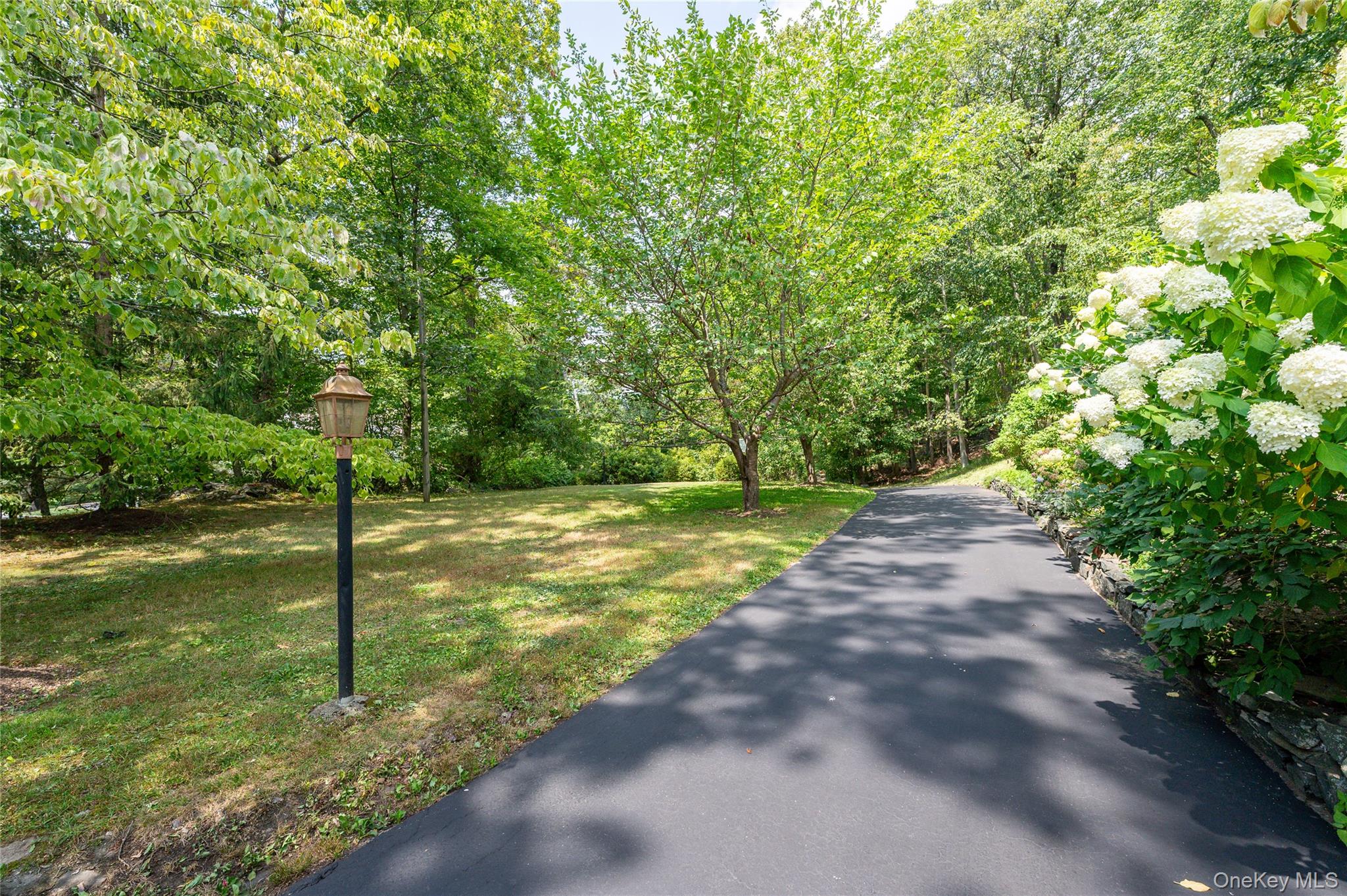 46 Oregon Road Armonk, NY 10504 - Photo 29 of 34