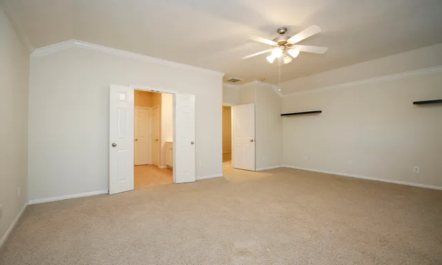 $2,250 | 11 Aquiline Oaks Place, The Woodlands, TX 77382