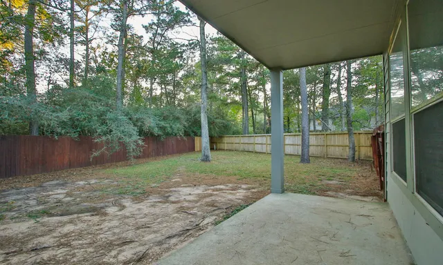 $2,250 | 11 Aquiline Oaks Place, The Woodlands, TX 77382