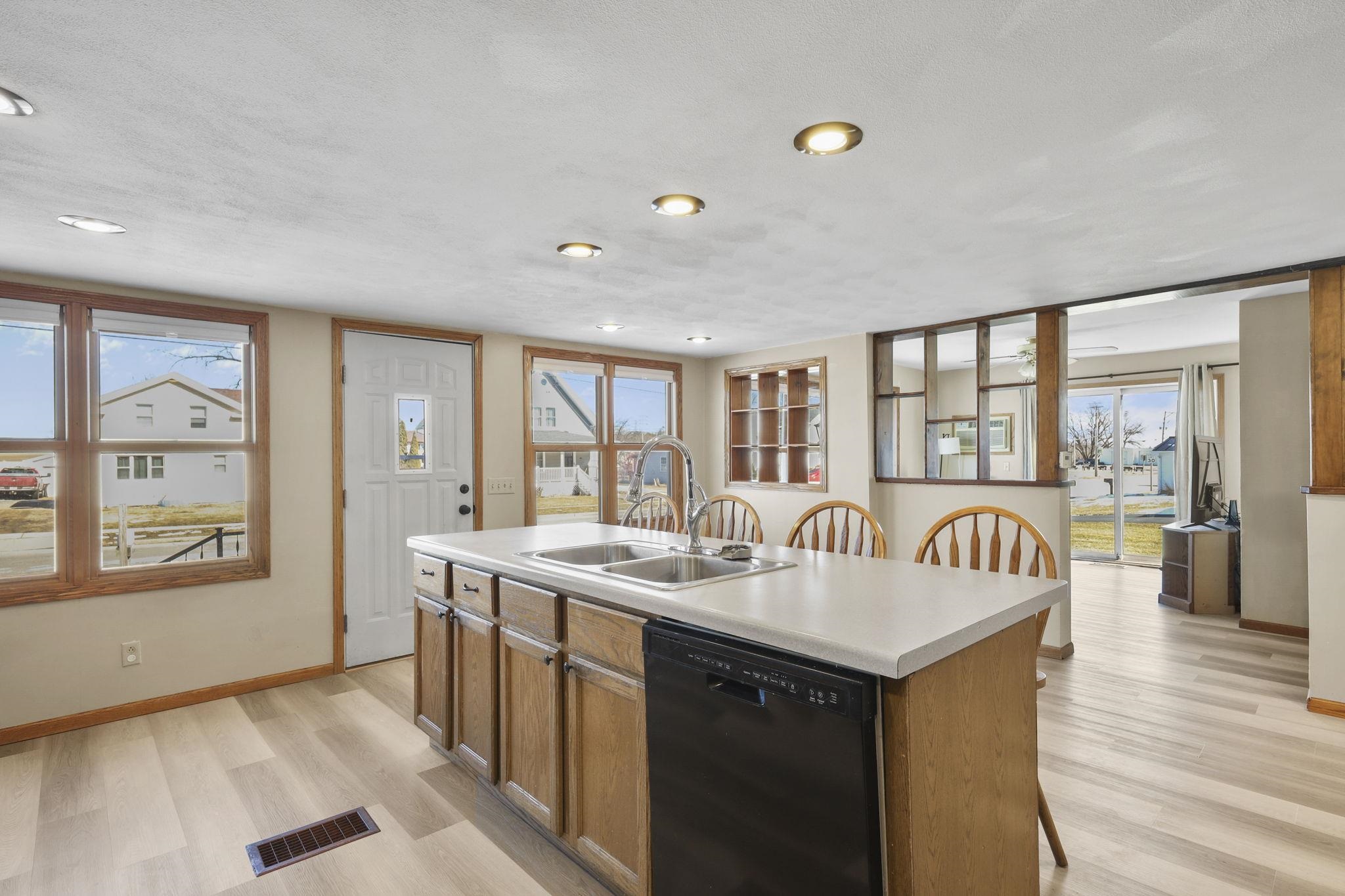 111 West Main Street Dane, WI 53529 - Photo 18 of 39