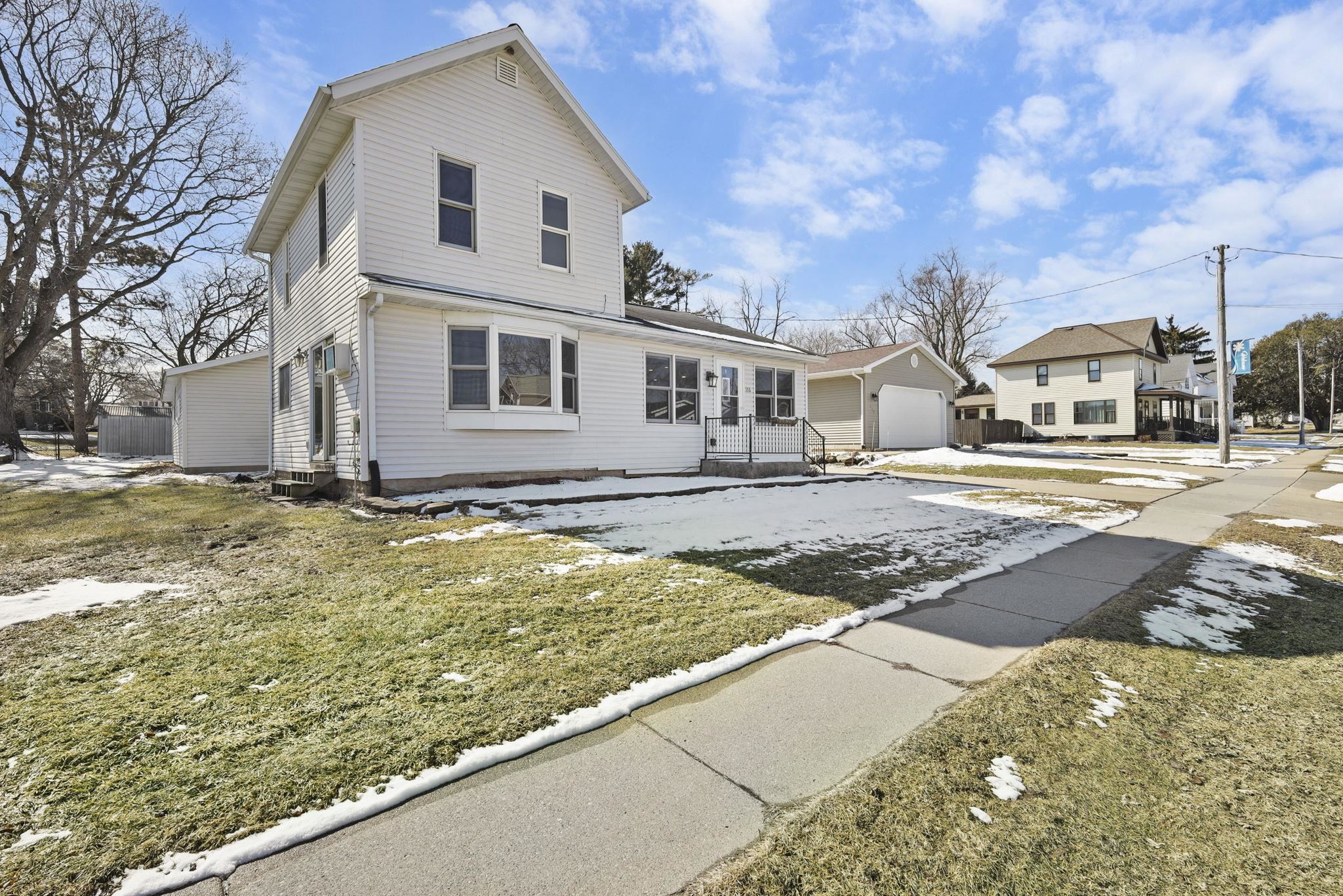 111 West Main Street Dane, WI 53529 - Photo 37 of 39