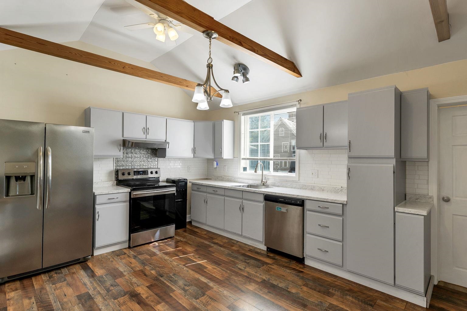 19 Monroe Street Concord, NH 03301 - Photo 5 of 60