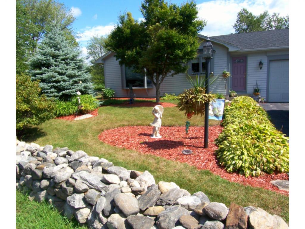 68 Old Auburn Road Derry, NH 03038 - Photo 2 of 18