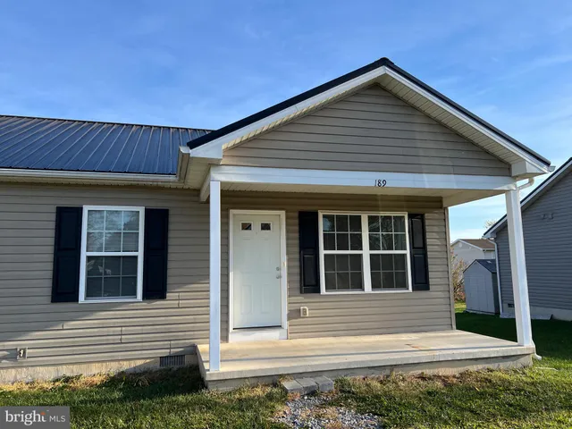 $1,500 | 189 Neptune Way, Bunker Hill, WV 25413