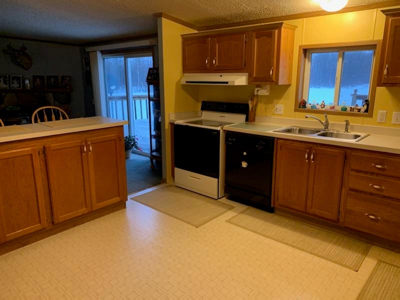 8043 South Forrest Side Road Brimley, MI 49715 - Photo 3 of 47 Gallery Image 3
