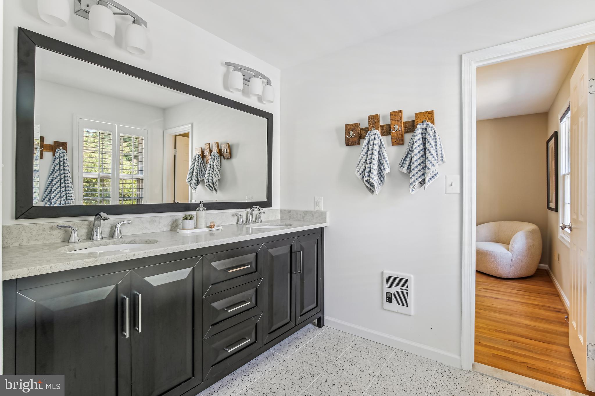 4508 4th Road North Arlington, VA 22203 - Photo 28 of 48 Primary Bath