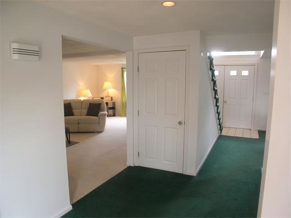 84 Ardmore Road Framingham, MA 01702 - Photo 7 of 28 Gallery Image 7