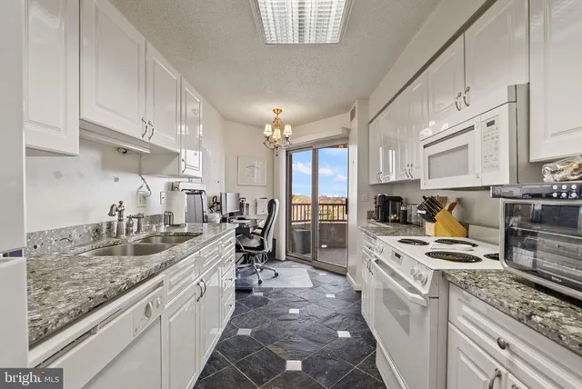 $669,900 | 2121 Jamieson Avenue, Unit 1501, Alexandria, VA 22314