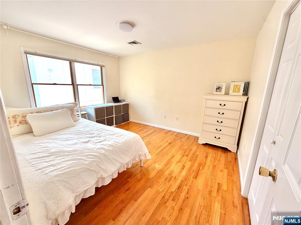 372 Chestnut Street Ridgefield, NJ 07657 - Photo 22 of 26