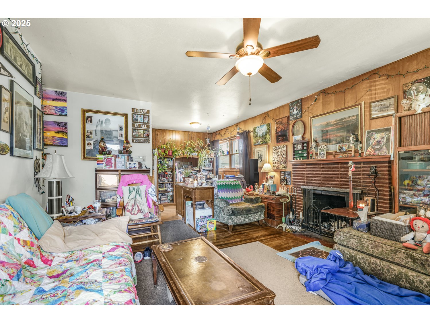 9837 Southeast Reedway Street Portland, OR 97266 - Photo 3 of 15 Gallery Image 3