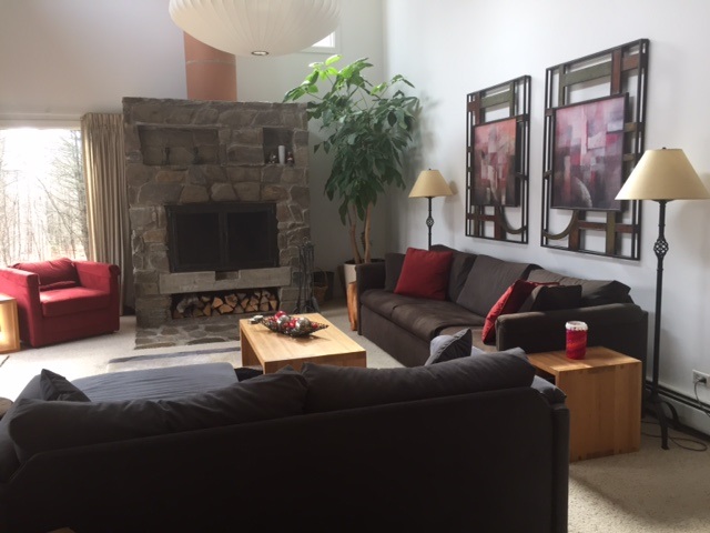 782 Red Barn Road Hartford, VT 05059 - Photo 9 of 27 Gallery Image 9