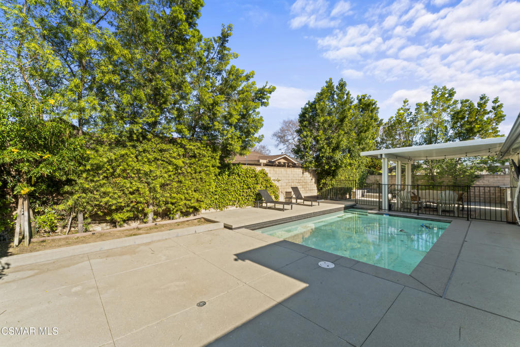 3585 Woodhaven Street Simi Valley, CA 93063 - Photo 28 of 33