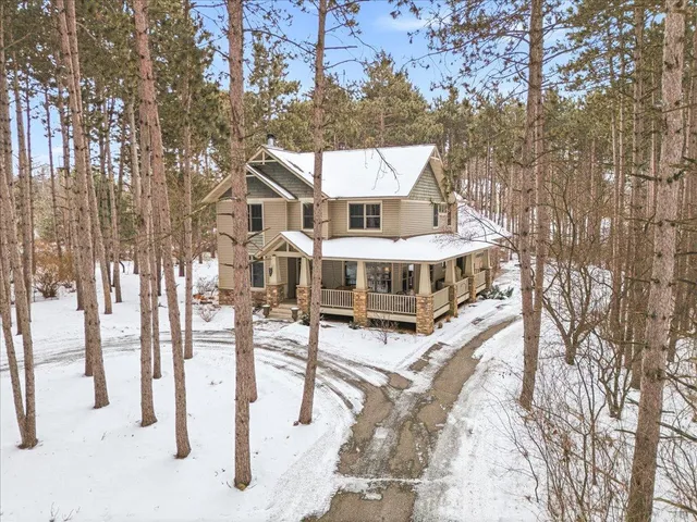 $765,000 | 741 Glenna Drive, Hudson, WI 54016