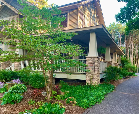 $765,000 | 741 Glenna Drive, Hudson, WI 54016