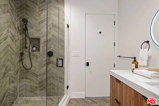 $8,250 | 2354 Riverside Drive, Los Angeles, CA 90039