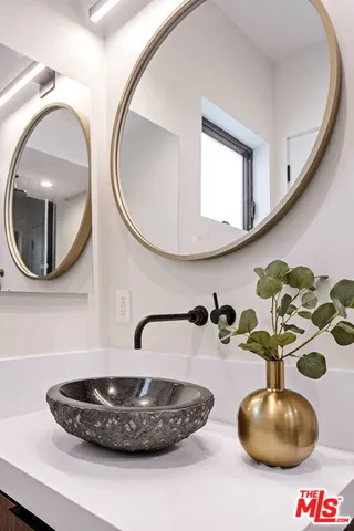 $8,250 | 2354 Riverside Drive, Los Angeles, CA 90039