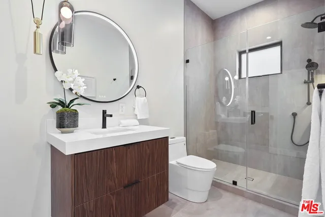 $8,250 | 2354 Riverside Drive, Los Angeles, CA 90039