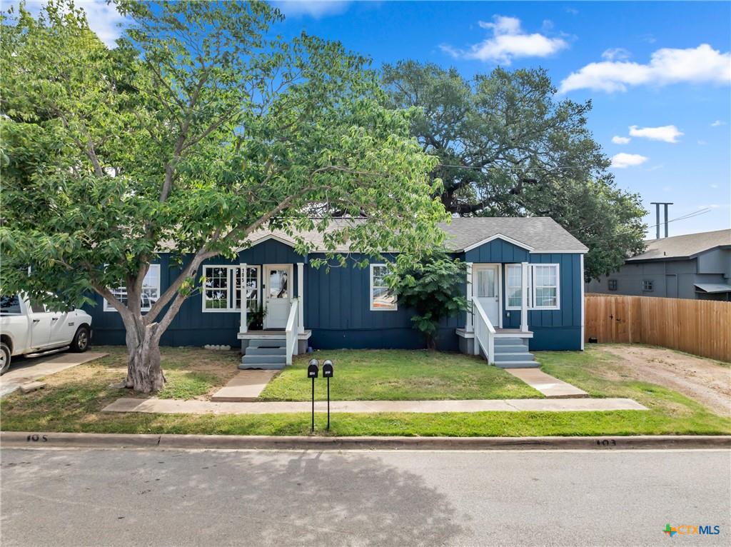 105 North Rhomberg Street Burnet, TX 78611 - Photo 1 of 32