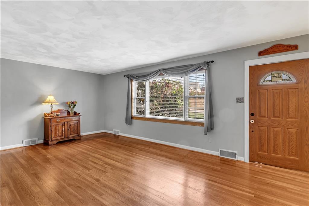 1321 Ridge Road Ambridge, PA 15003 - Photo 6 of 29 Gallery Image 6