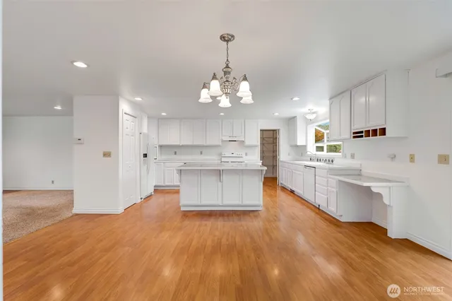 $845,000 | 12649 Southeast 169th Place, Renton, WA 98058