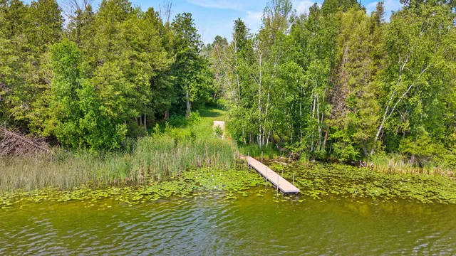$499,000 | N5978 West Alaska Lake Road, Kewaunee, WI 54216