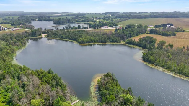 $499,000 | N5978 West Alaska Lake Road, Kewaunee, WI 54216