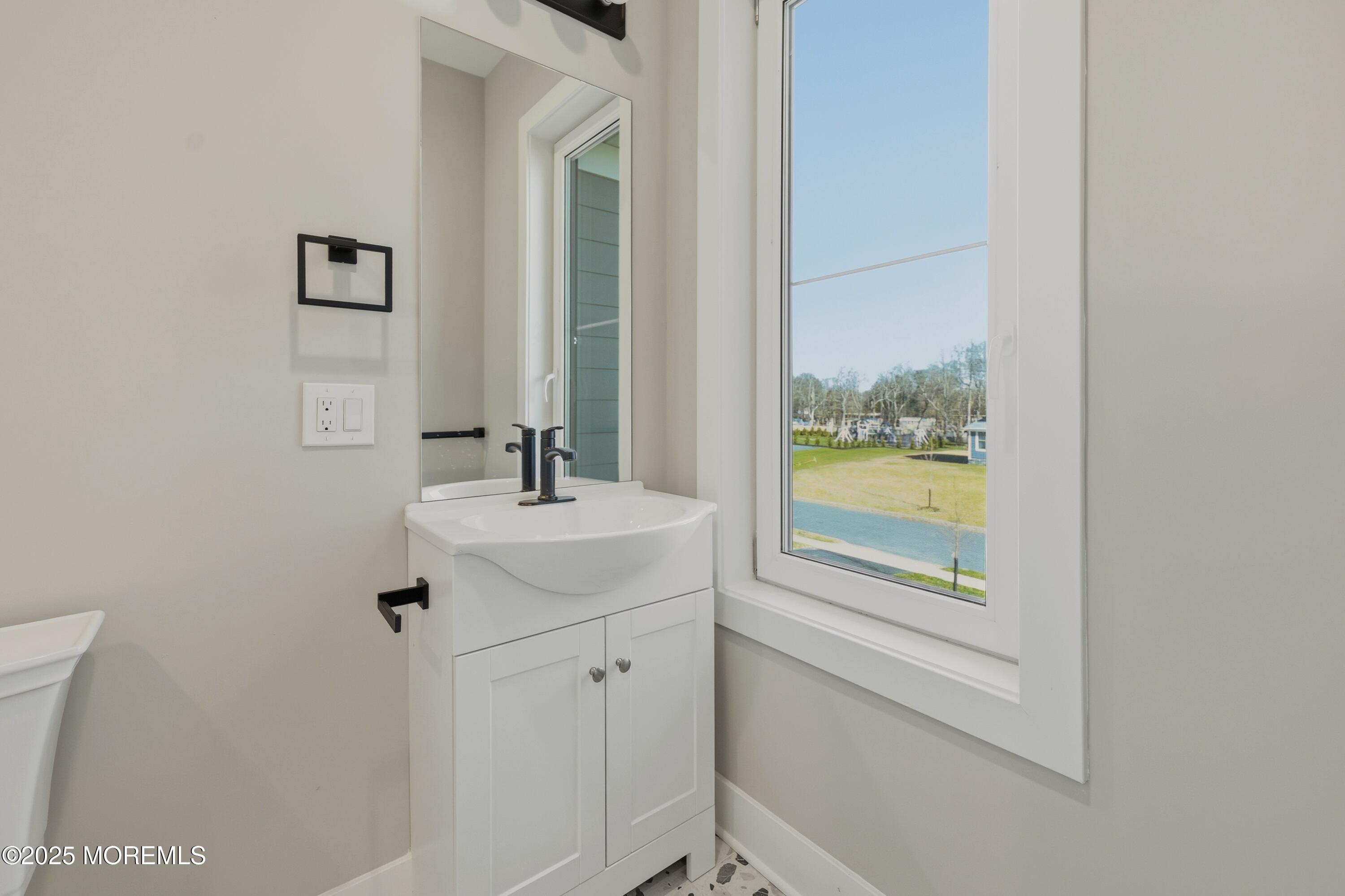 2 Haystack Court Howell, NJ 07731 - Photo 40 of 78 Bathroom(3)