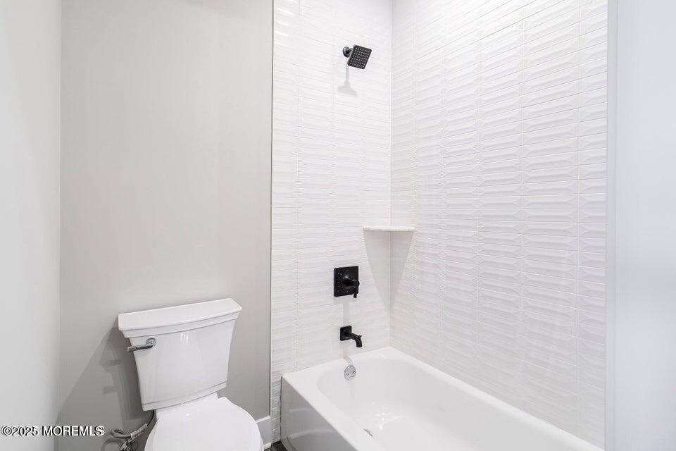 2 Haystack Court Howell, NJ 07731 - Photo 40 of 78 20250614195040474581000000-o