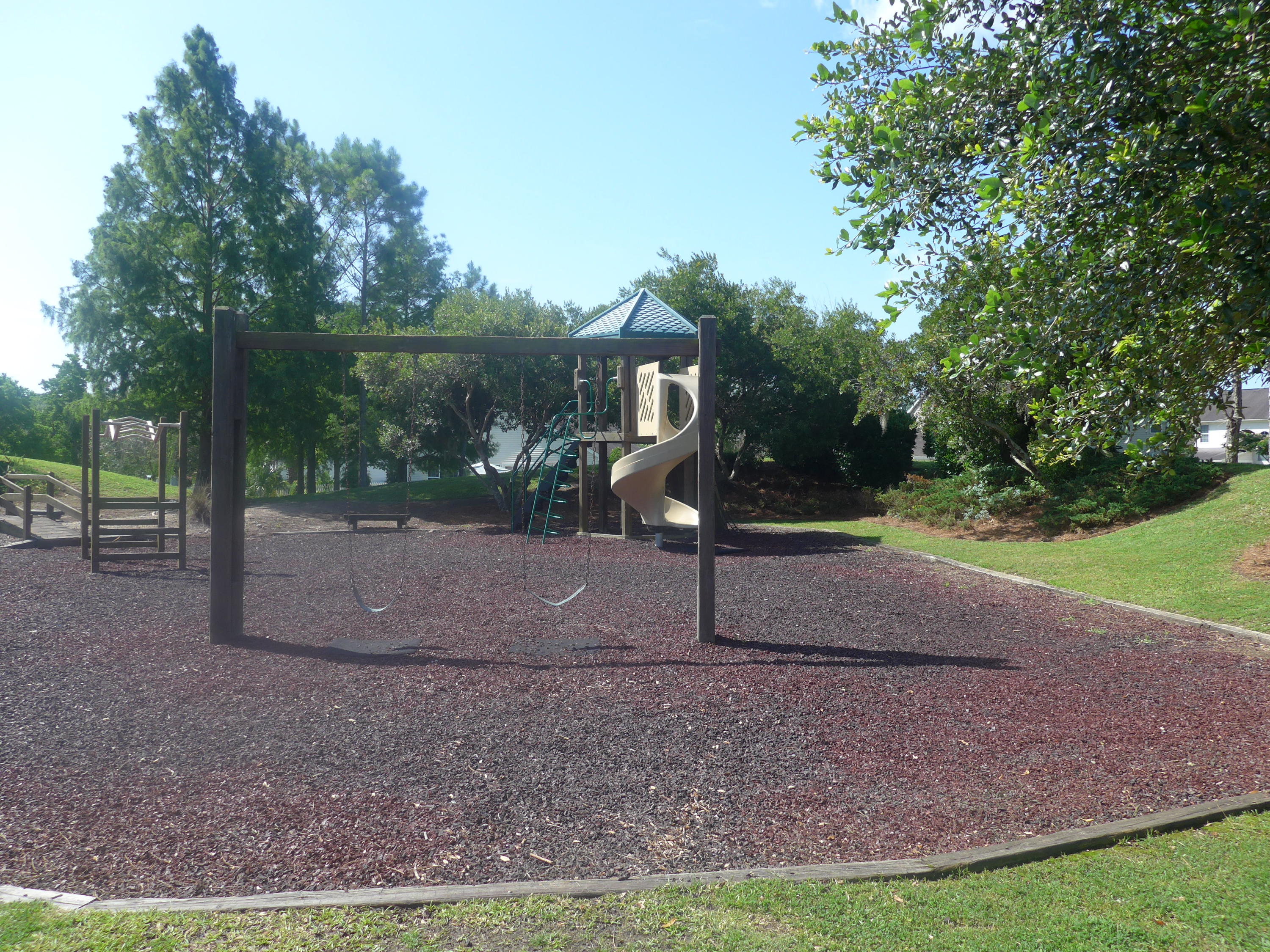 7088 Windmill Creek Road Charleston, SC 29414 - Photo 25 of 32 025