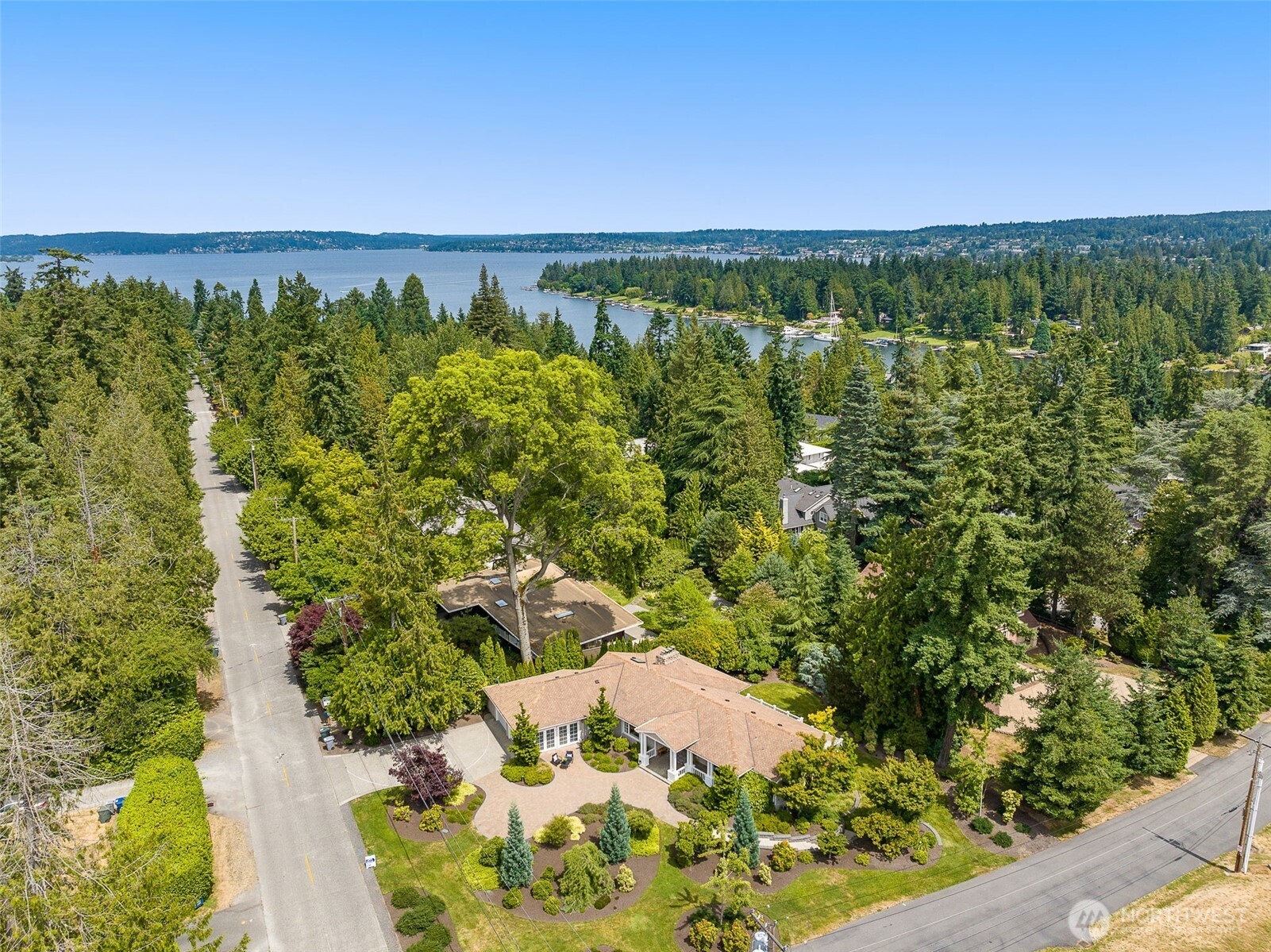 3204 Evergreen Point Road Medina, WA 98039 - Photo 39 of 39 a view of a garden with an ocean