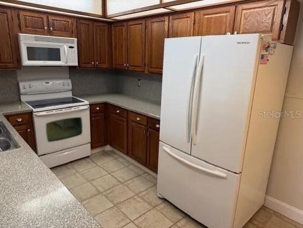 $2,295 | 14810 Rue De Bayonne, Unit 2F, Clearwater, FL 33762