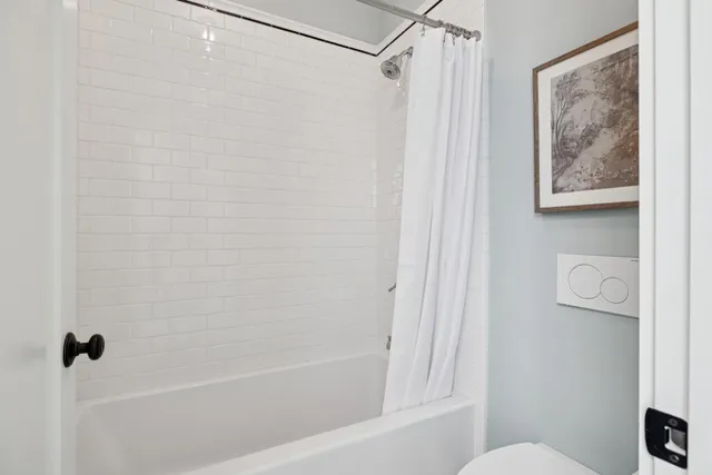 $1,995,000 | 4430 Howe Street, Oakland, CA 94611