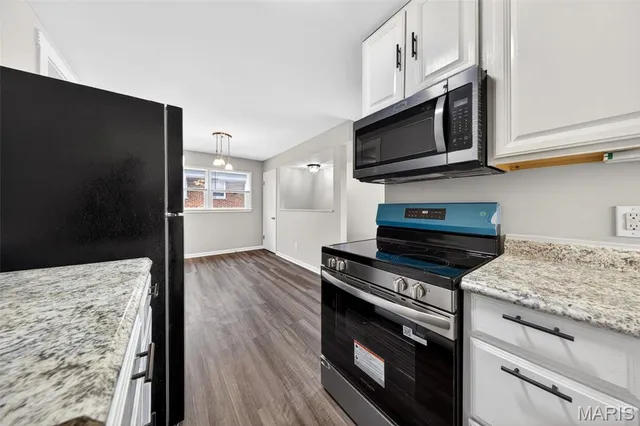 $170,000 | 260 St Edward Lane, Florissant, MO 63033