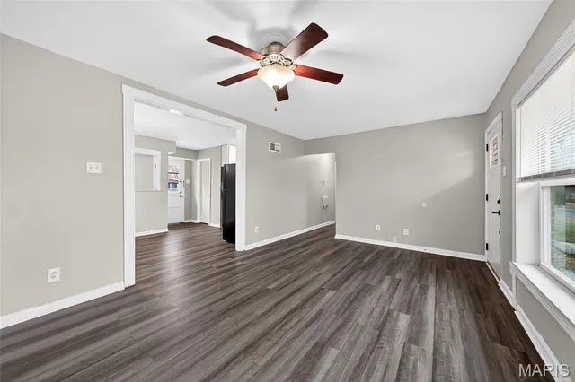 $170,000 | 260 St Edward Lane, Florissant, MO 63033